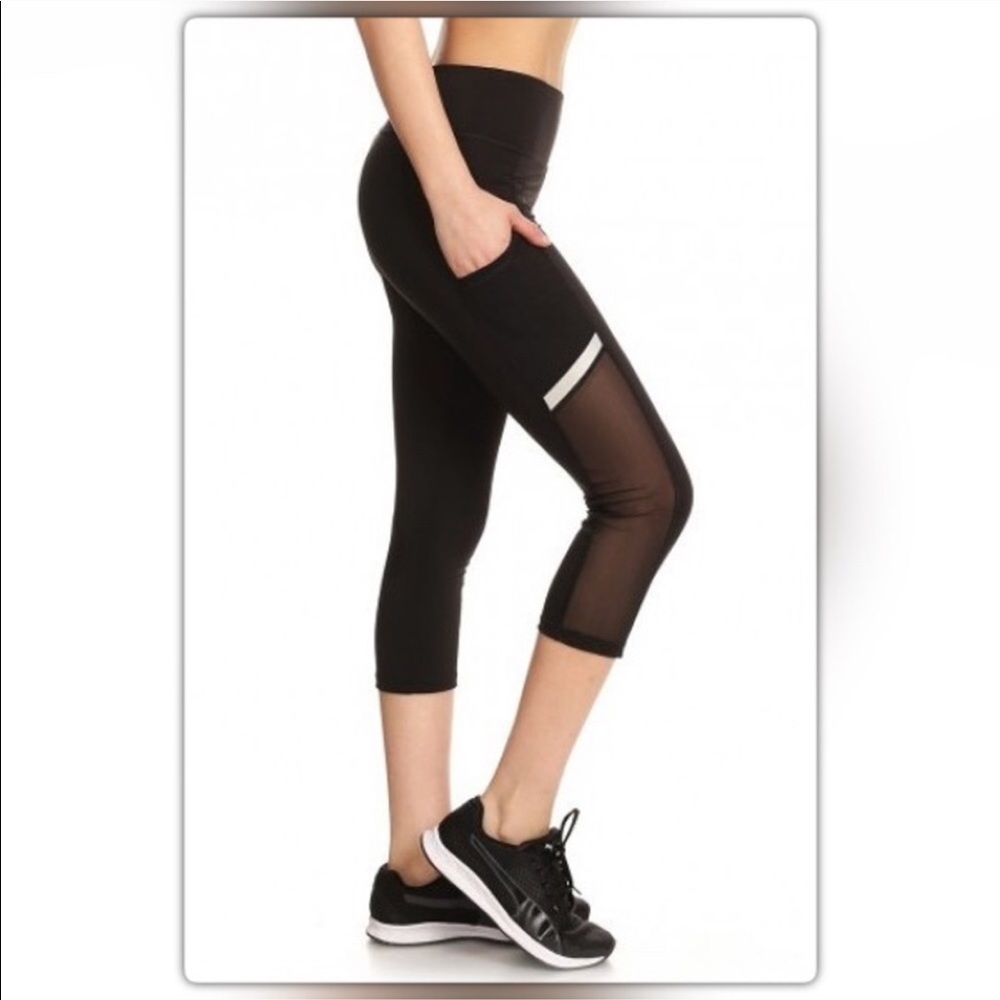Black Mesh Cut Out Athletic Capri Leggings